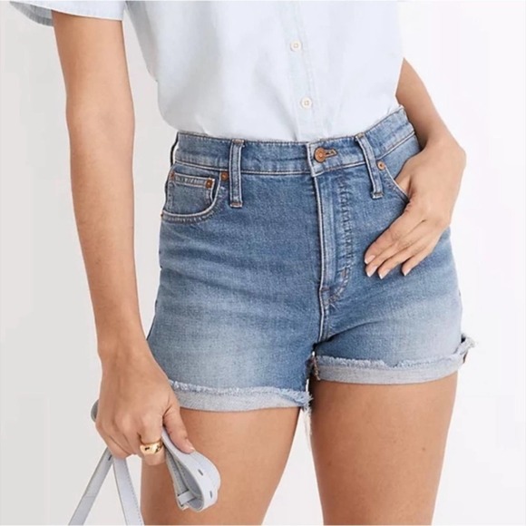 Madewell High Rise Denim Shorts in Quintell - Picture 10 of 10